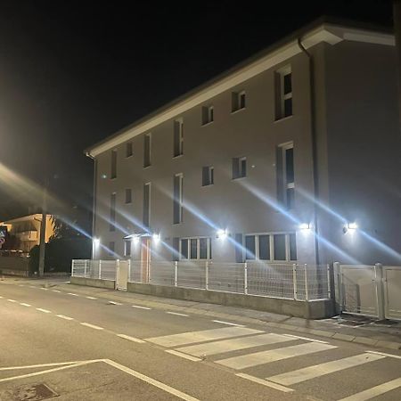 Garibaldi 16 Room レニャーロ エクステリア 写真